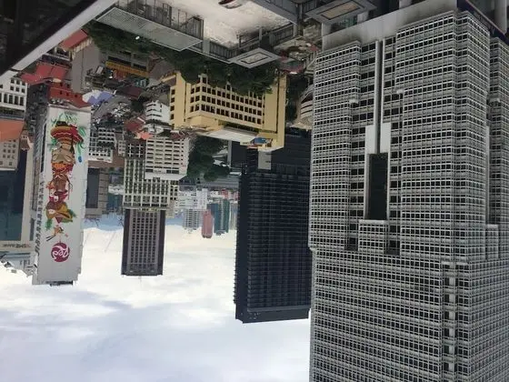 6 Cap Square - Dış Mekan