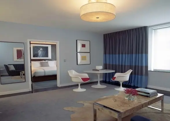 6 Columbus Hotel
