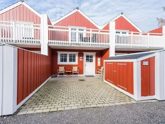 6 Person Holiday Home on a Holiday Park in Blåvand