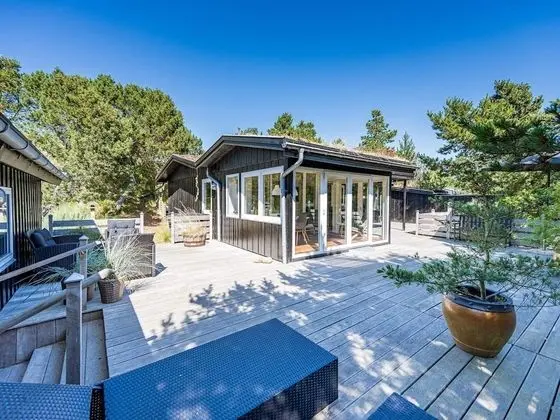 6 Person Holiday Home on a Holiday Park in Blåvand