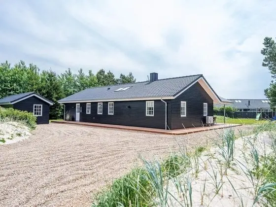6 Person Holiday Home on a Holiday Park in Blåvand