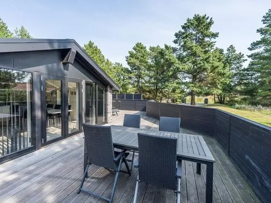 6 Person Holiday Home on a Holiday Park in Blåvand