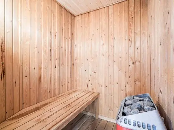6 Person Holiday Home on a Holiday Park in Blåvand