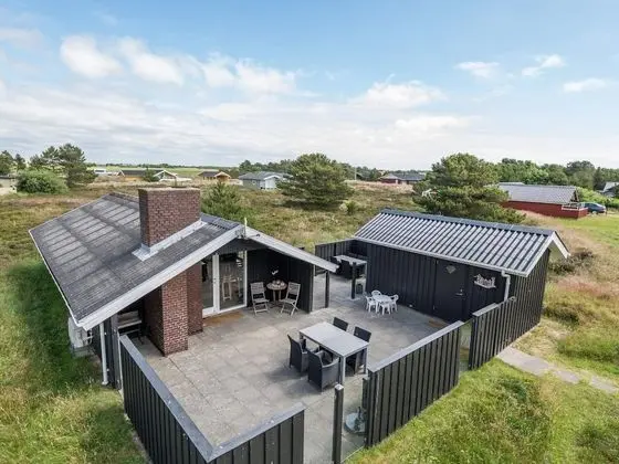 6 Person Holiday Home on a Holiday Park in Fanø