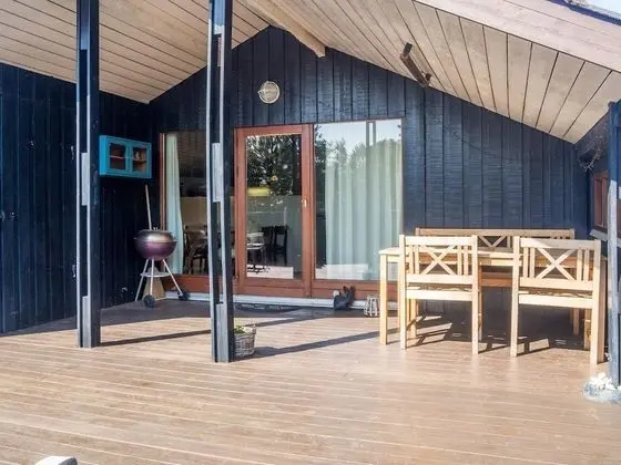 6 Person Holiday Home on a Holiday Park in Fanø