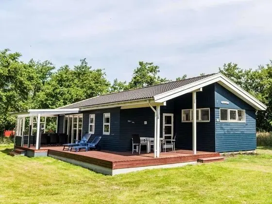 6 Person Holiday Home on a Holiday Park in Fanø