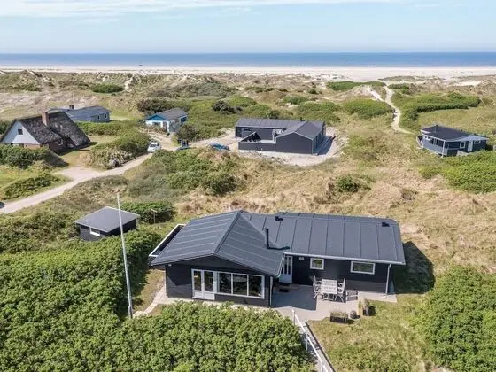 6 Person Holiday Home on a Holiday Park in Fanø