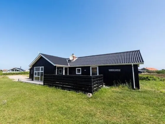 6 Person Holiday Home on a Holiday Park in Hvide Sande