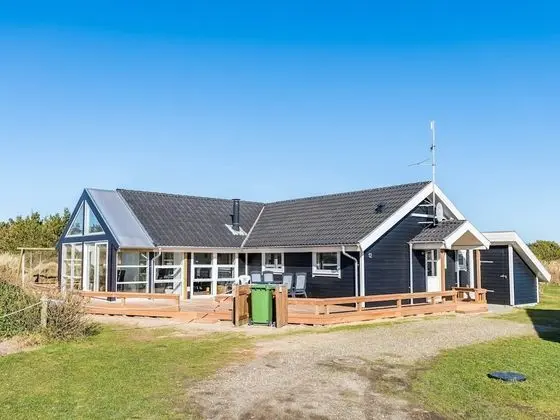 6 Person Holiday Home on a Holiday Park in Hvide Sande