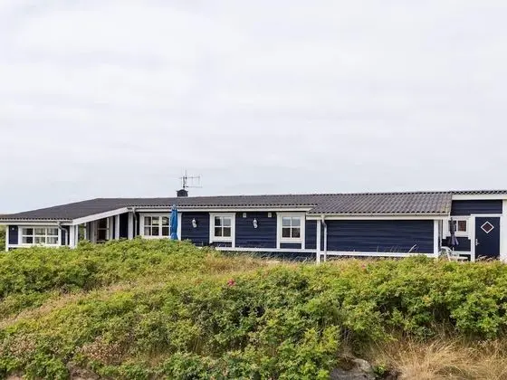 6 Person Holiday Home on a Holiday Park in Hvide Sande