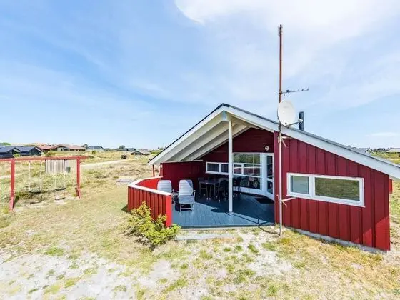 6 Person Holiday Home on a Holiday Park in Hvide Sande