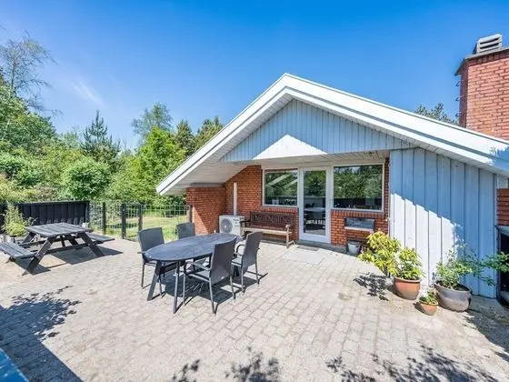 6 Person Holiday Home on a Holiday Park in Nørre Nebel