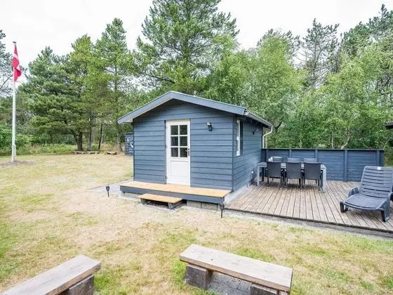 6 Person Holiday Home on a Holiday Park in Nørre Nebel
