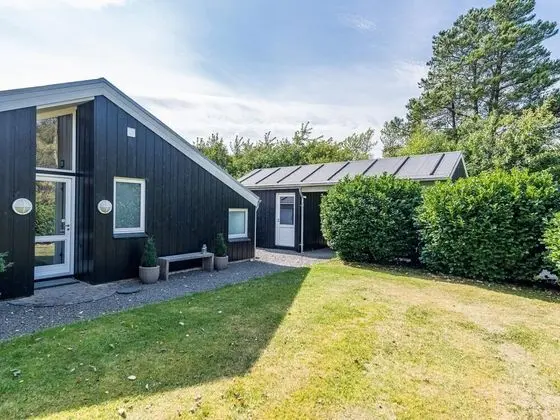 6 Person Holiday Home on a Holiday Park in Oksbøl