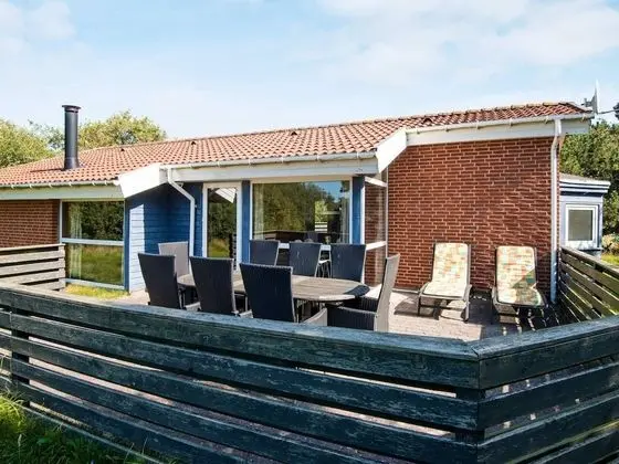 6 Person Holiday Home in Fanø