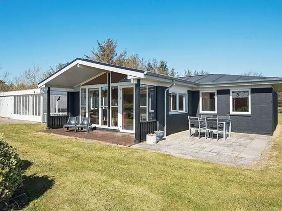 6 Person Holiday Home in Ringkøbing
