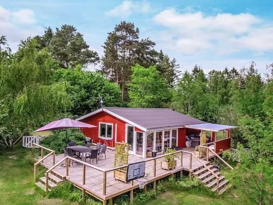 6 Person Holiday Home in Rønde