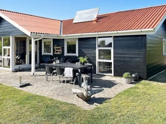 6 Person Holiday Home in Tarm