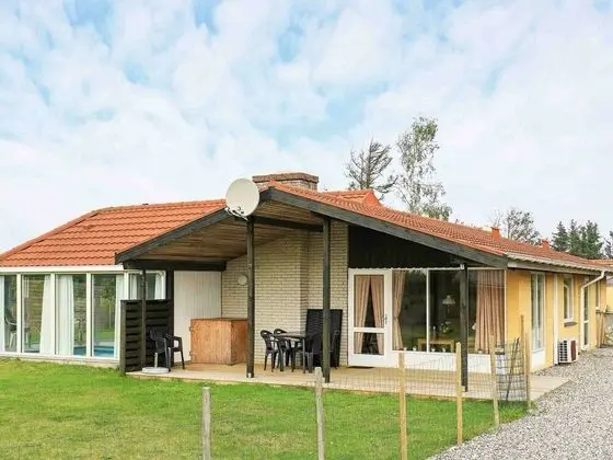 6 Person Holiday Home in Ulfborg