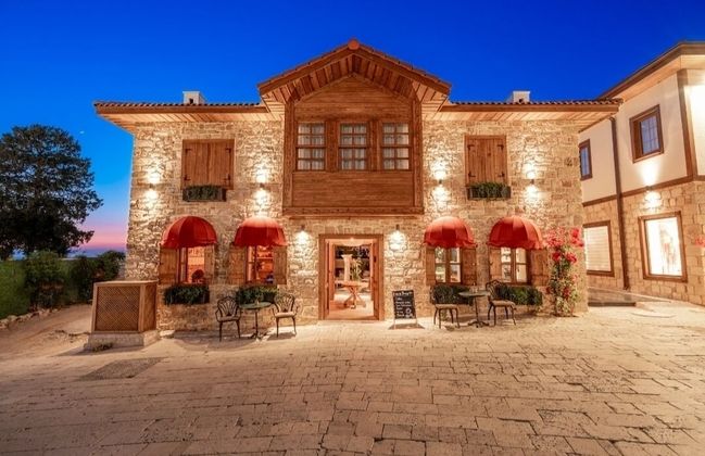 6 Rooms by AzumareFotoğrafı
