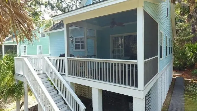 603 Porpoise Dr