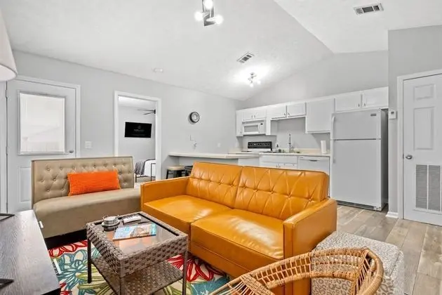 6102 Pinetree Ave - Dış Mekan