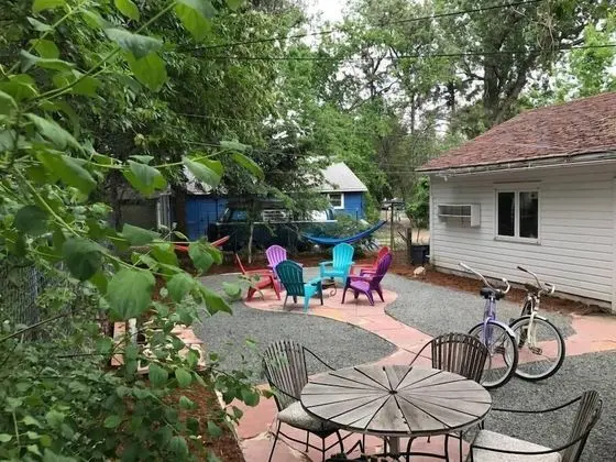 622 W Laurel St Upper - Öne Çıkan Resim