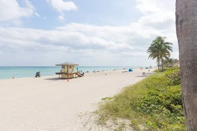 623 Ocean View Hollywood Beach