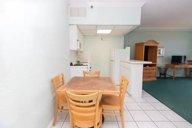 634 Ocean View Hollywood Beach - Mutfak
