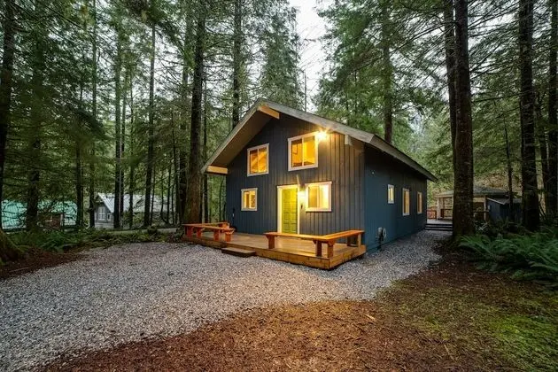 66SL - Hot Tub - WiFi - 3+ Bedroom - Sleeps 10