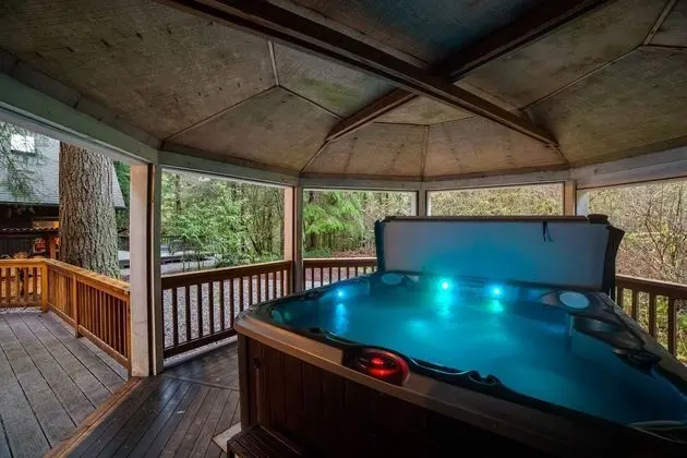 66SL - Hot Tub - WiFi - 3+ Bedroom - Sleeps 10 - Öne Çıkan Resim