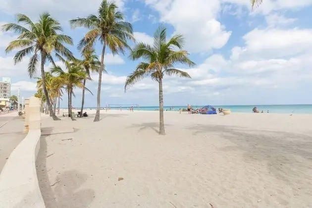 680 Ocean View Hollywood Beach - Plaj