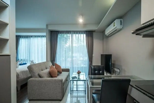 6Av 214 - Surin Beach Studio With Pool and gym - Oda