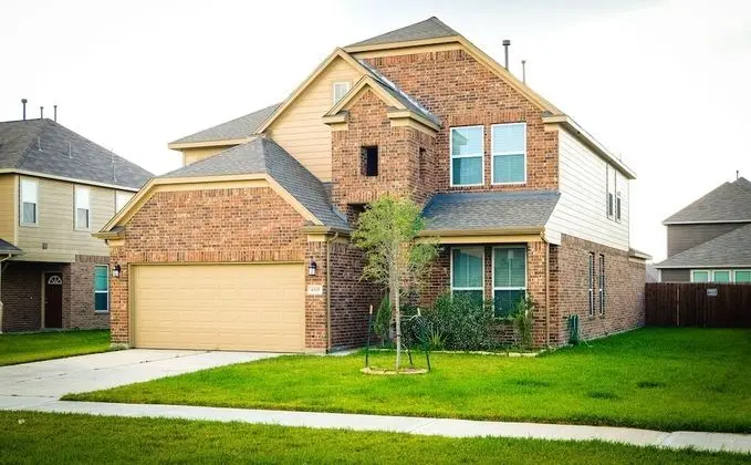 6Bdrm 2.5Bath 10Beds - Rosenberg
