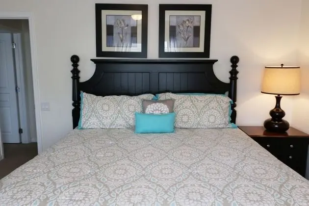 6BR 4BA Home in Windsor Hills by CV-2534