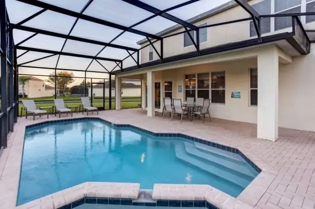 6BR 4BA Home in Windsor Hills by CV-2601 - Havuz