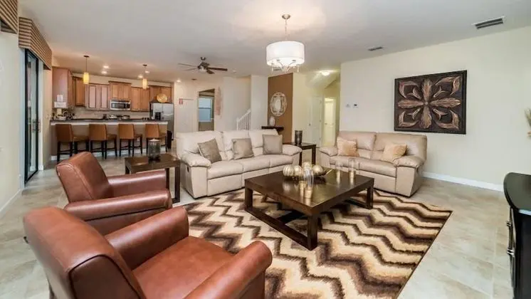 6BR 6BA Pool Home in ChampionsGate