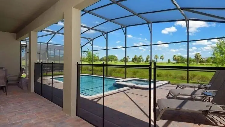 6BR 6BA Pool Home in ChampionsGate - Havuz