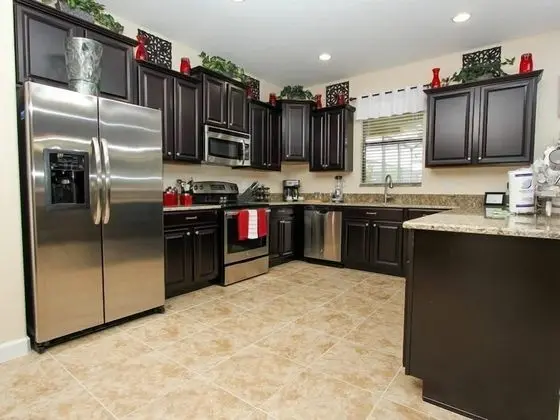 6BR 6BA Pool Home In ChampionsGate - Mutfak