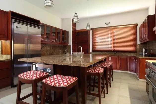 6BR 7BA Bahia Minitas by ASVR - Mutfak