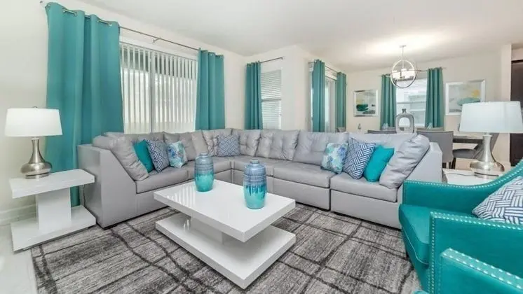 6BR Pool Home in ChampionsGate
