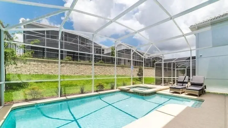 6BR Pool Home in ChampionsGate