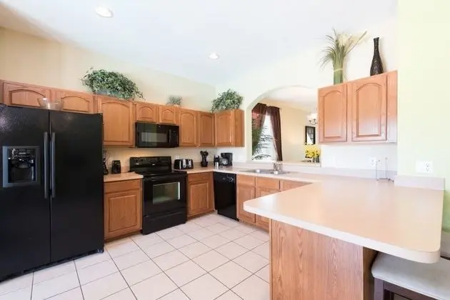 6BR Pool Home Windsor Hills by SHV-2601 - Mutfak