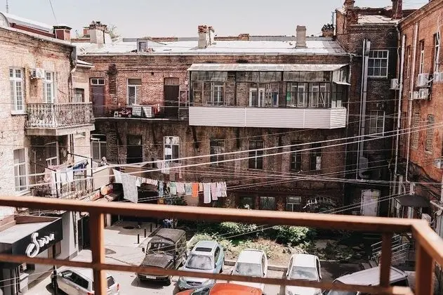 7-11 Hotel