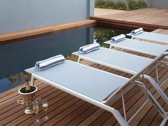7 Ackermann Place Guest House - Havuz