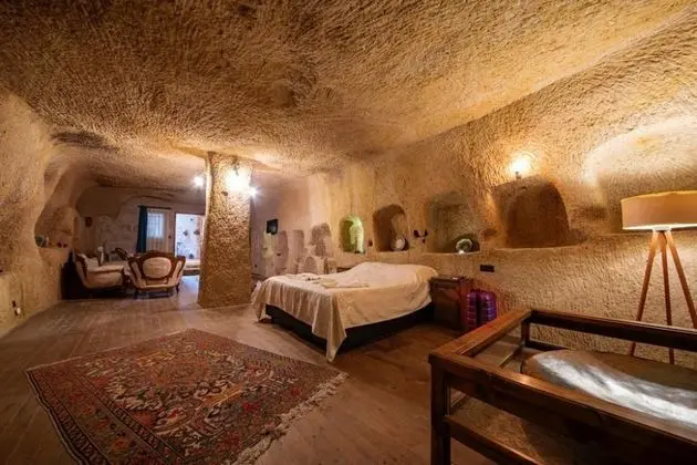 7 Oda Kapadokya Cave House