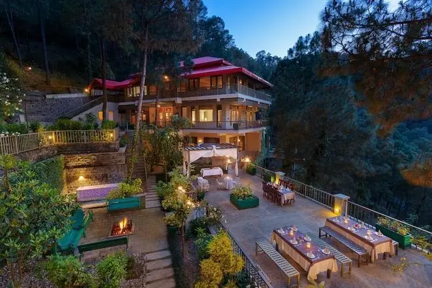7 Pines Kasauli by Leisure Hotels - Dış Mekan