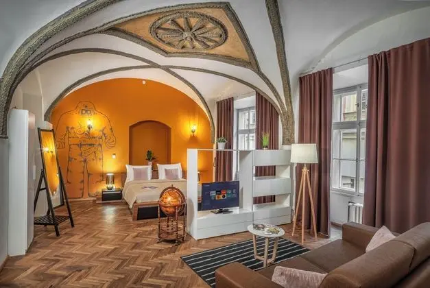 7 Tales Apartments by Prague Residences - Öne Çıkan Resim