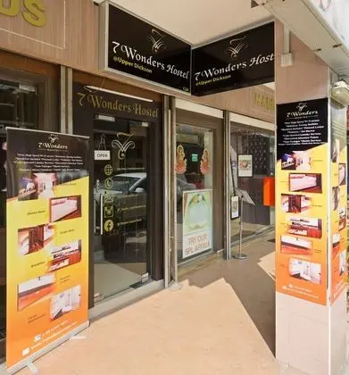 7 Wonders Hostel at Upper Dickson (SG Clean) - Dış Mekan