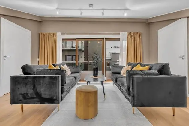 70 Degrees North Apartment